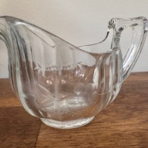 Vintage Etched‎ Floral Glass Cream and Sugar Set Clear Heavy Pressed Glass - Picture 7 of 7